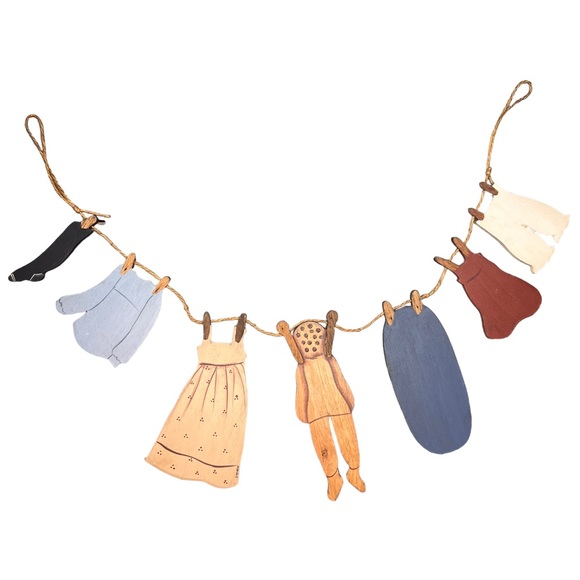 Vintage Wood Clothesline Wall Decor - Picture 2 of 15